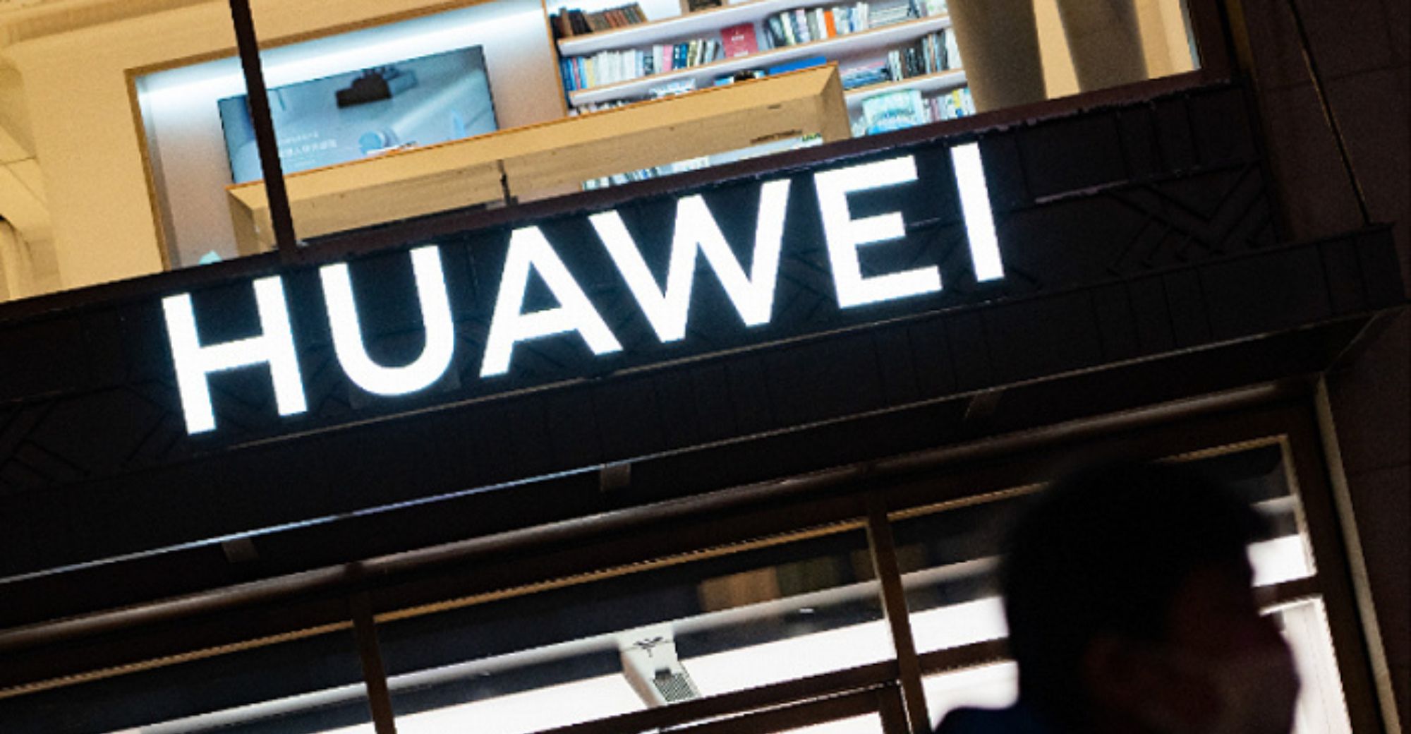 Huawei’s Automotive Business Faces Profitability Challenge Amid High-Level Adjustments