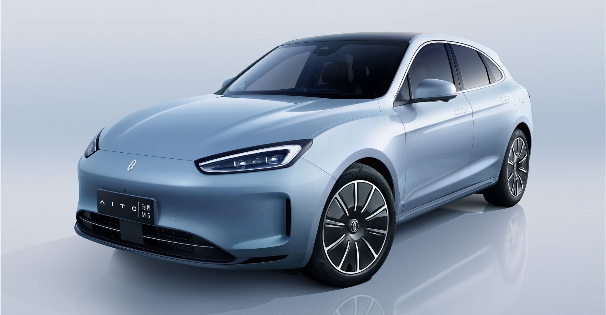 Inilunsad ng Huawei ang unang purong electric car model ng AITO, M5 electric car