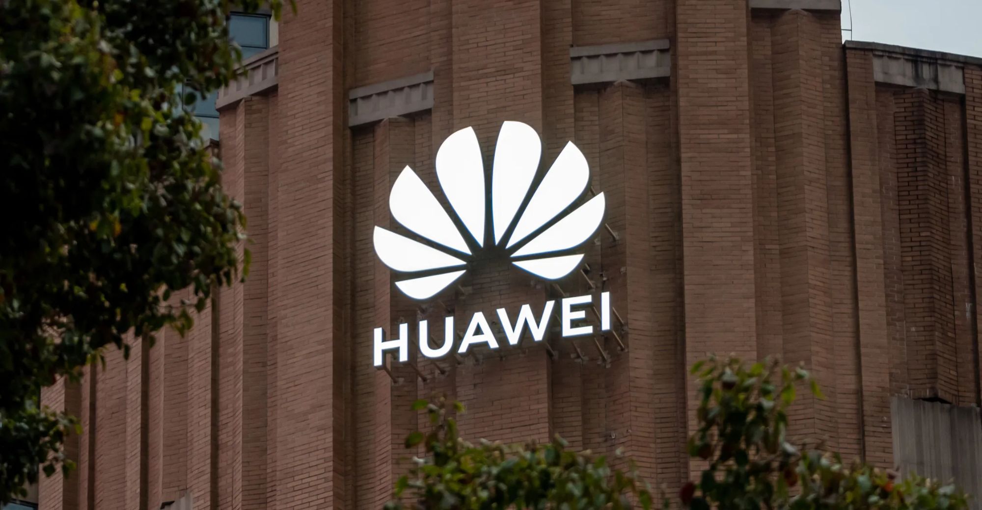 Huawei Denies Signing Mobile Procurement Agreements with Multiple Governments